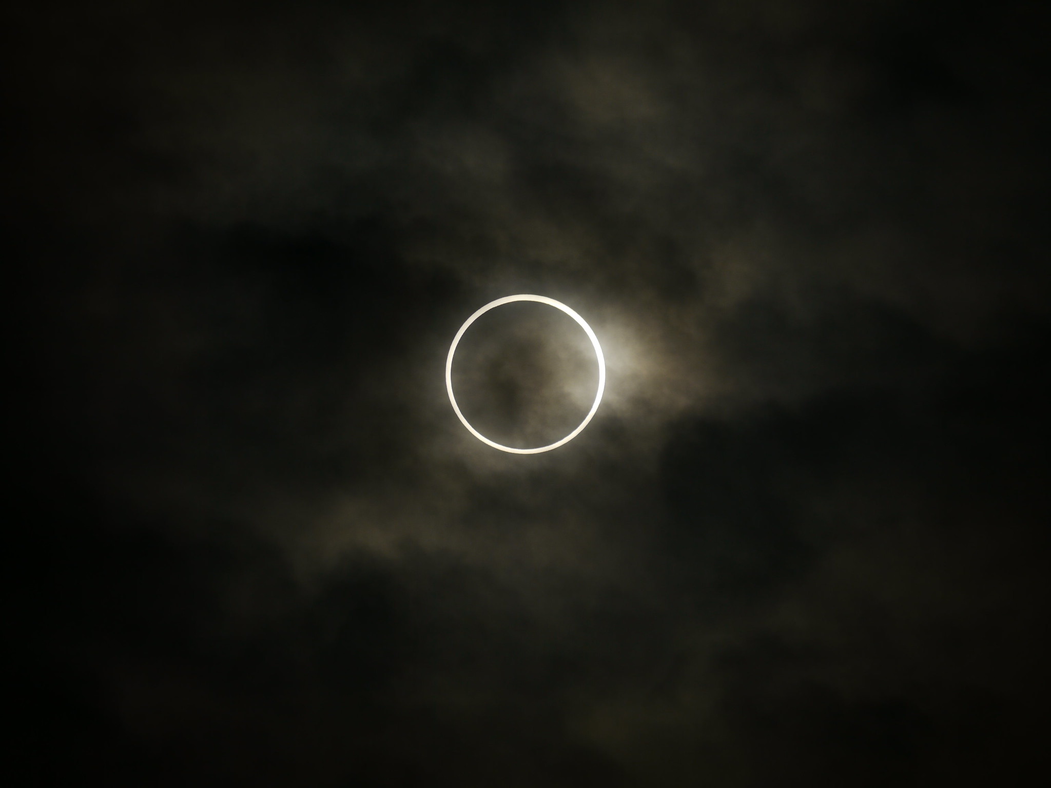 Annular Eclipse – Japan – May 21, 2012 - Credit: Hidetsugu Tonomura, via Flickr